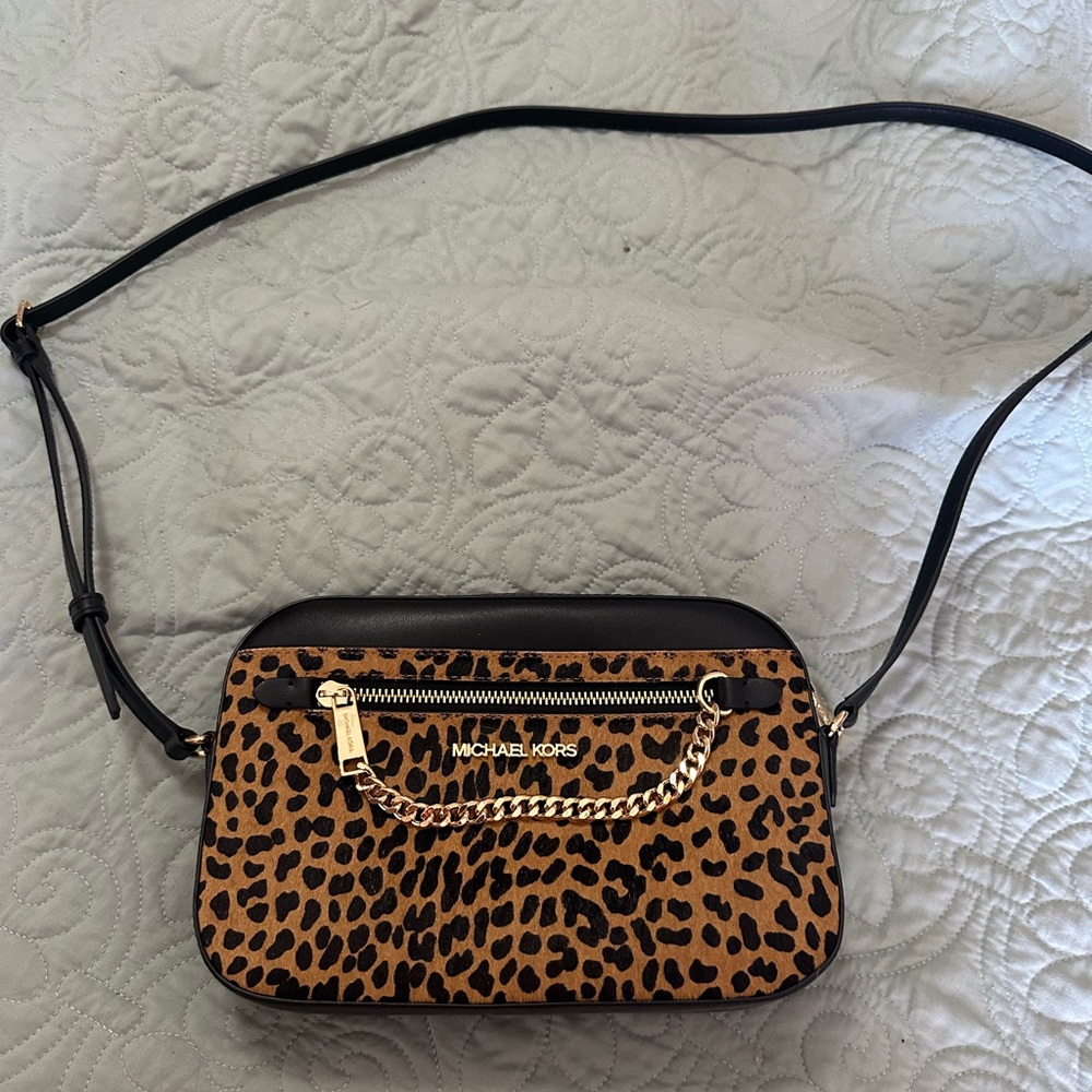 New without tags Michael Kors crossbody